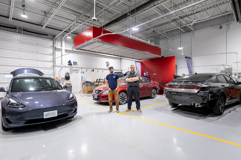 Zenetec Collision Repair Aurora | 305 Wellington St E Unit B, Aurora, ON L4G 6C8, Canada | Phone: (289) 648-1594