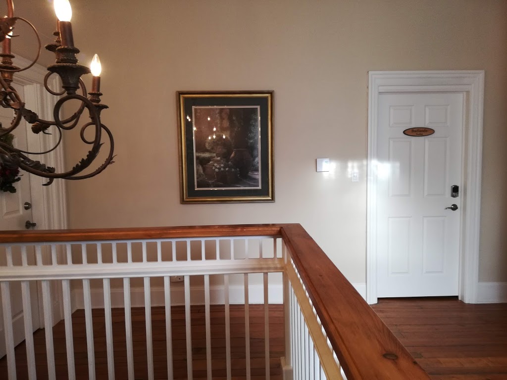 Cheltenham Suites | 14386 Creditview Rd, Cheltenham, ON L7C 1N5, Canada | Phone: (416) 606-2751