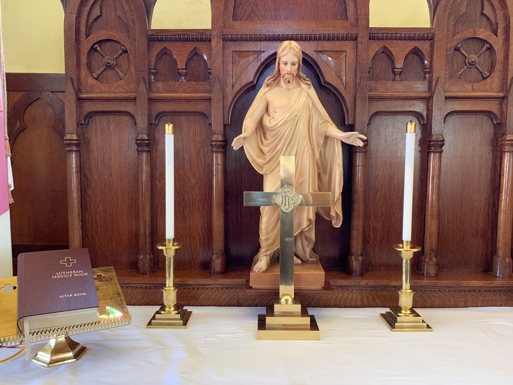 Redeemer Lutheran Church | 207 Selby St, Monkton, ON N0K 1P0, Canada | Phone: (519) 347-2343