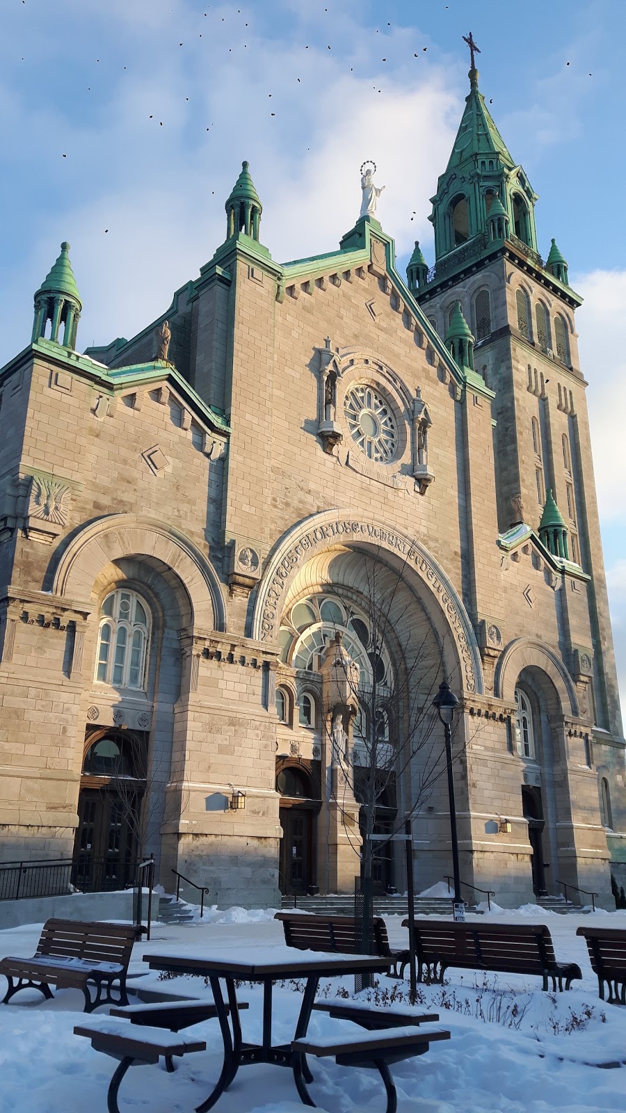 Nativity of the Blessed Virgin | 1855 Rue Dézéry, Montréal, QC H1W 2S1, Canada | Phone: (514) 525-2543