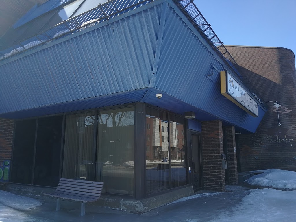 Centre De Jour LEchelon | 516 Ave Georges-V, Montréal-Est, QC H1L 3T6, Canada | Phone: (514) 351-0836
