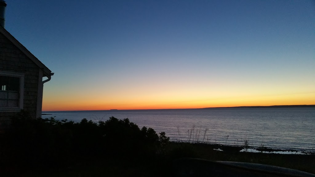 Harbour House | 1143 W Halls Harbour Rd, Centreville, NS B0P 1J0, Canada | Phone: (902) 670-9423