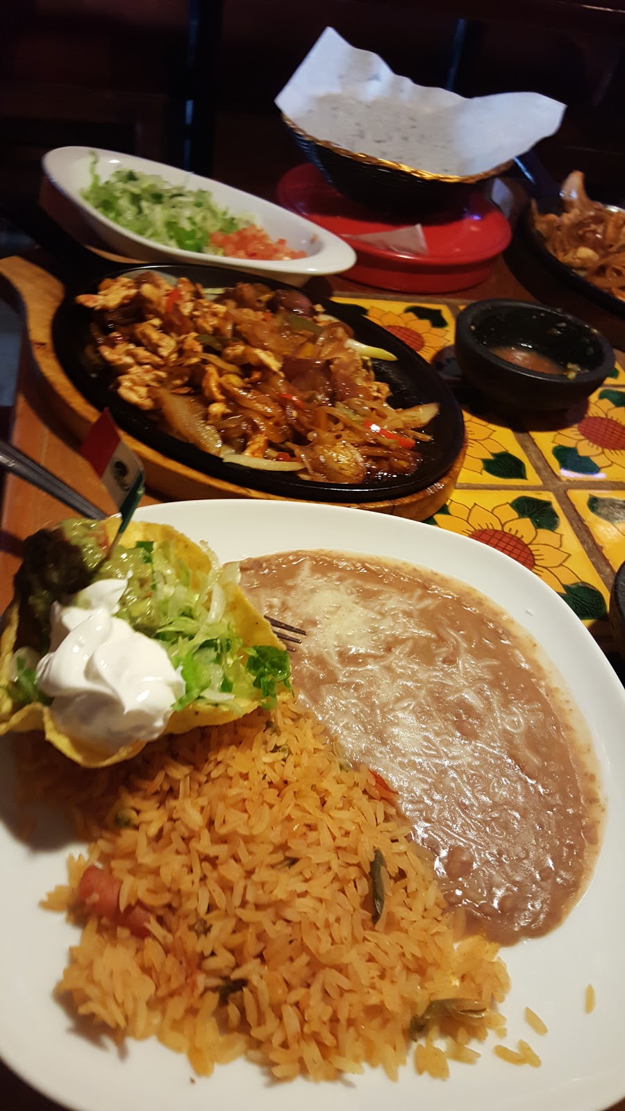 Cancun Restaurant | 8874 Bender Rd # 107, Lynden, WA 98264, USA | Phone: (360) 318-9200