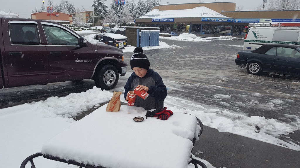Tim Hortons | 2980 Island Hwy N Unit 200, Nanaimo, BC V9T 5V4, Canada | Phone: (250) 756-7769