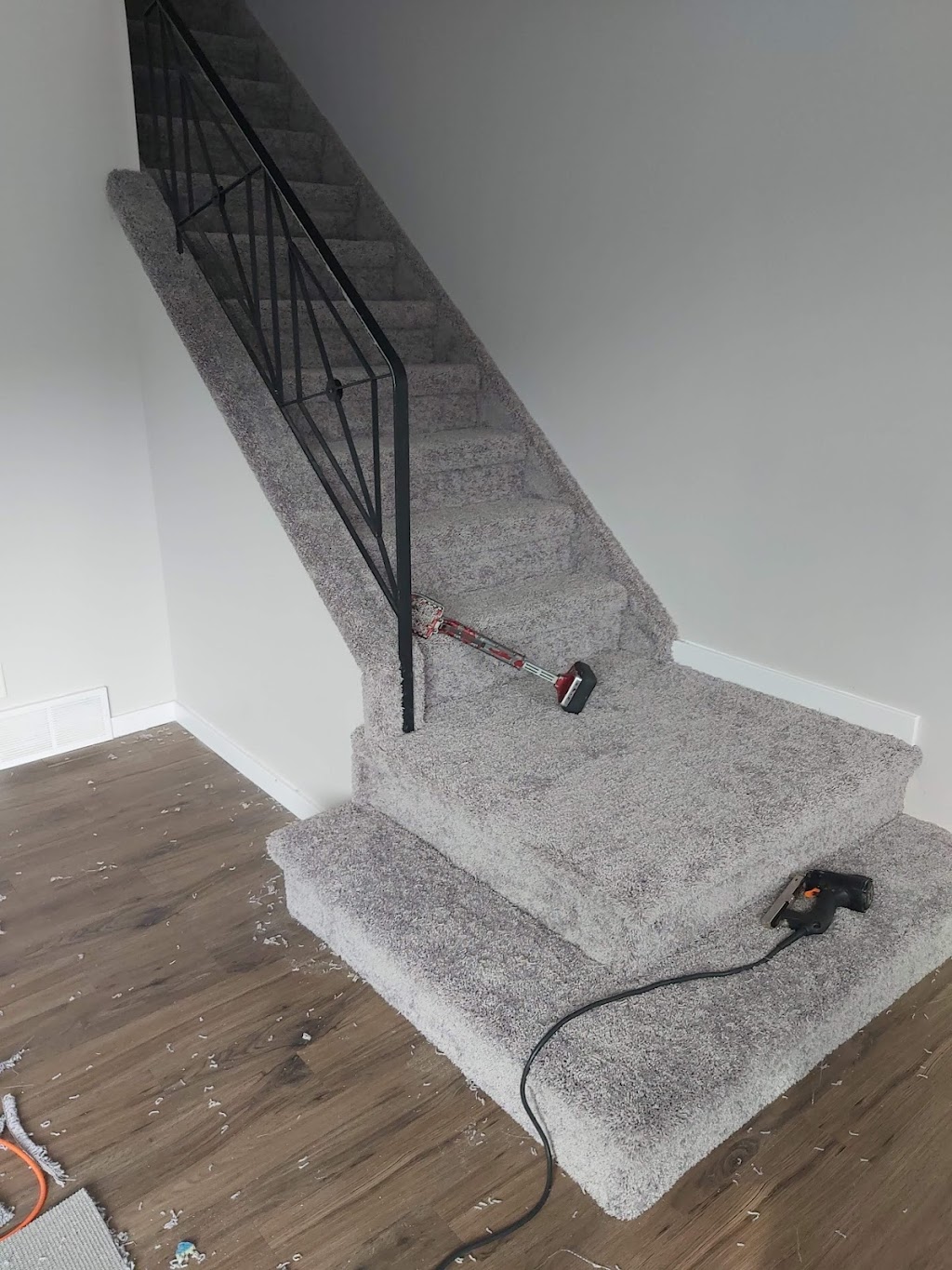 Winnipeg carpet repair | 563 Talbot Ave, Winnipeg, MB R2L 0R7, Canada | Phone: (204) 558-8767