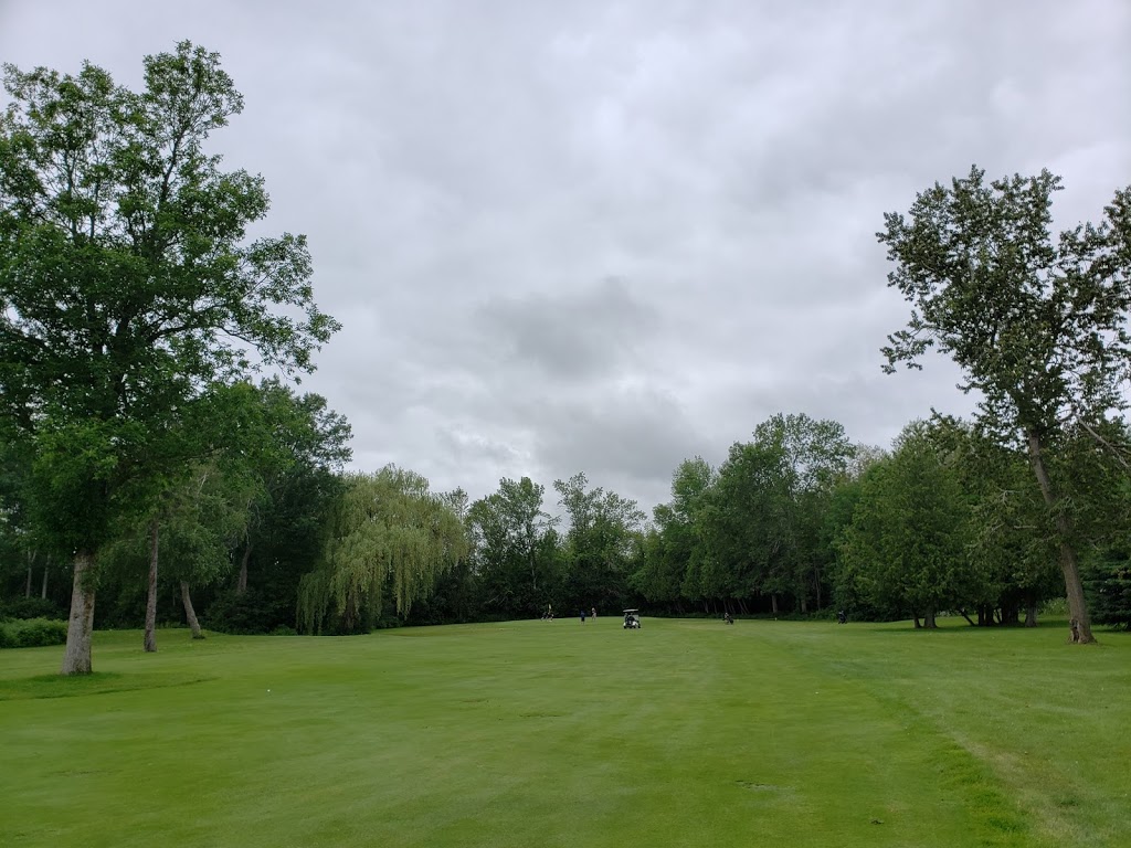 Harbourview Golf & Country Club | 1284 Shore Acres Dr, Gilford, ON L0L 1R0, Canada | Phone: (705) 456-2018