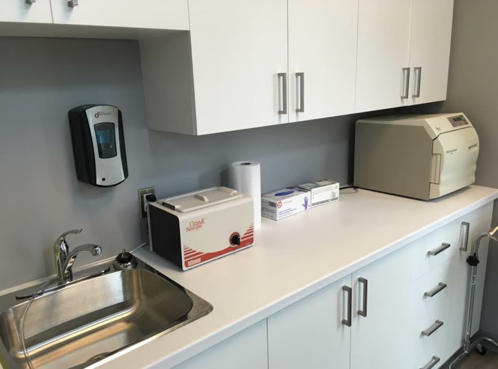 Clinique podiatrique PIED+ Dix30 | 8005 Boulevard du Quartier suite 202, Brossard, QC J4Y 0N5, Canada | Phone: (450) 486-1131
