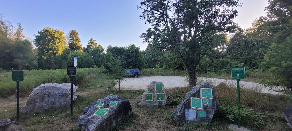 Pear Tree Park & Bruce Trail Parking | 7808 15 Side Rd, Acton, ON L7J 2M1, Canada | Phone: (800) 665-4453