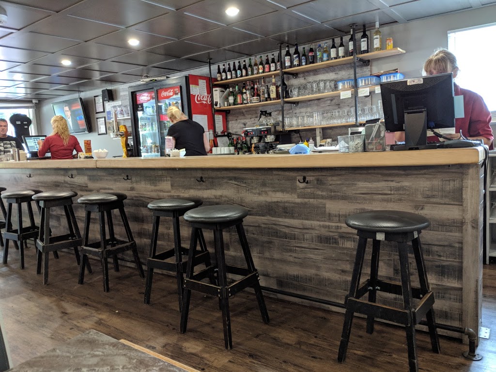 Le Gourmet | 33 Rue Saint Jacques O, Princeville, QC G6L 5E6, Canada | Phone: (819) 364-3939