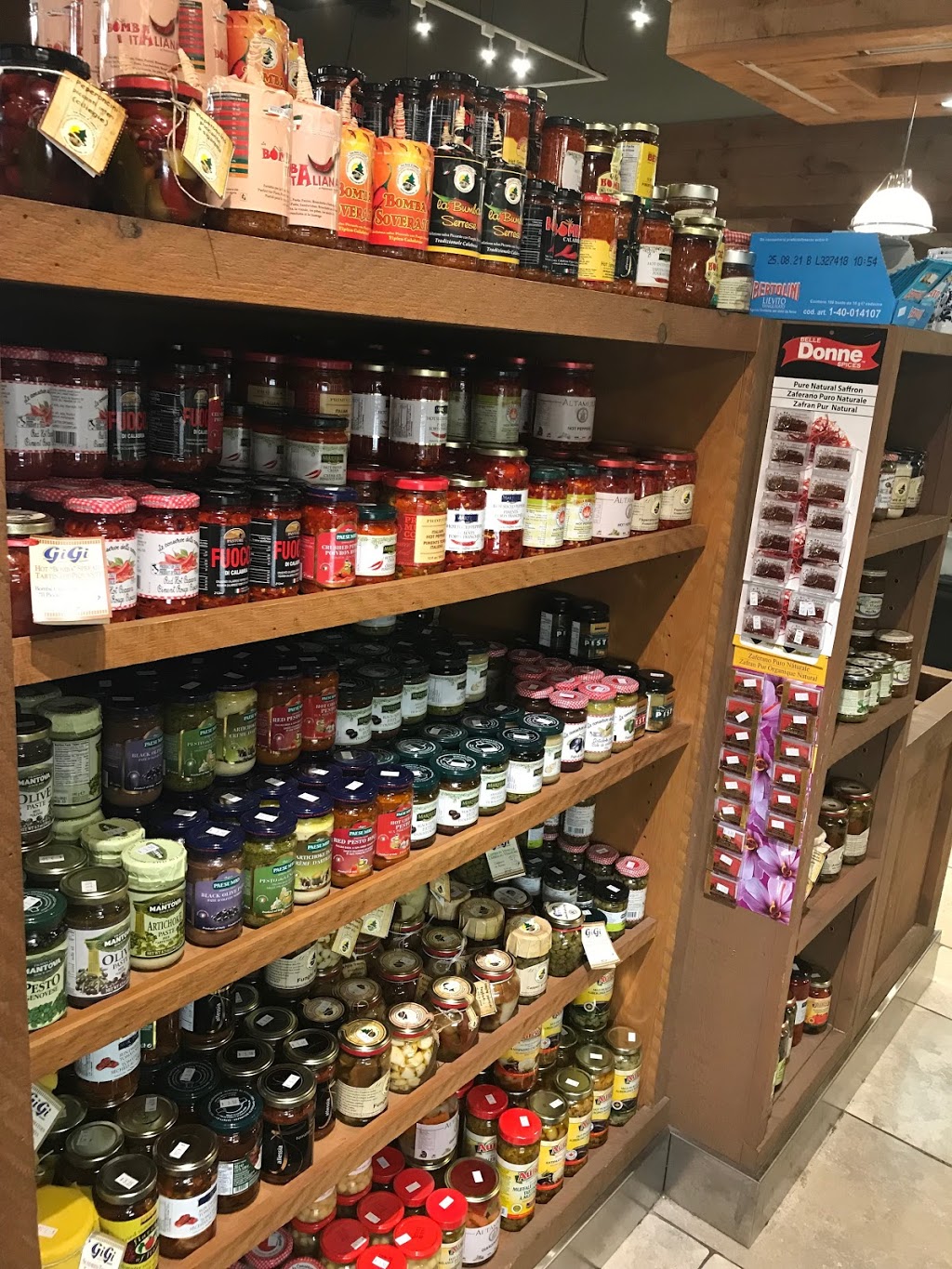 Vicentina Meats | 109 Edilcan Dr, Concord, ON L4K 4P8, Canada | Phone: (905) 738-9998