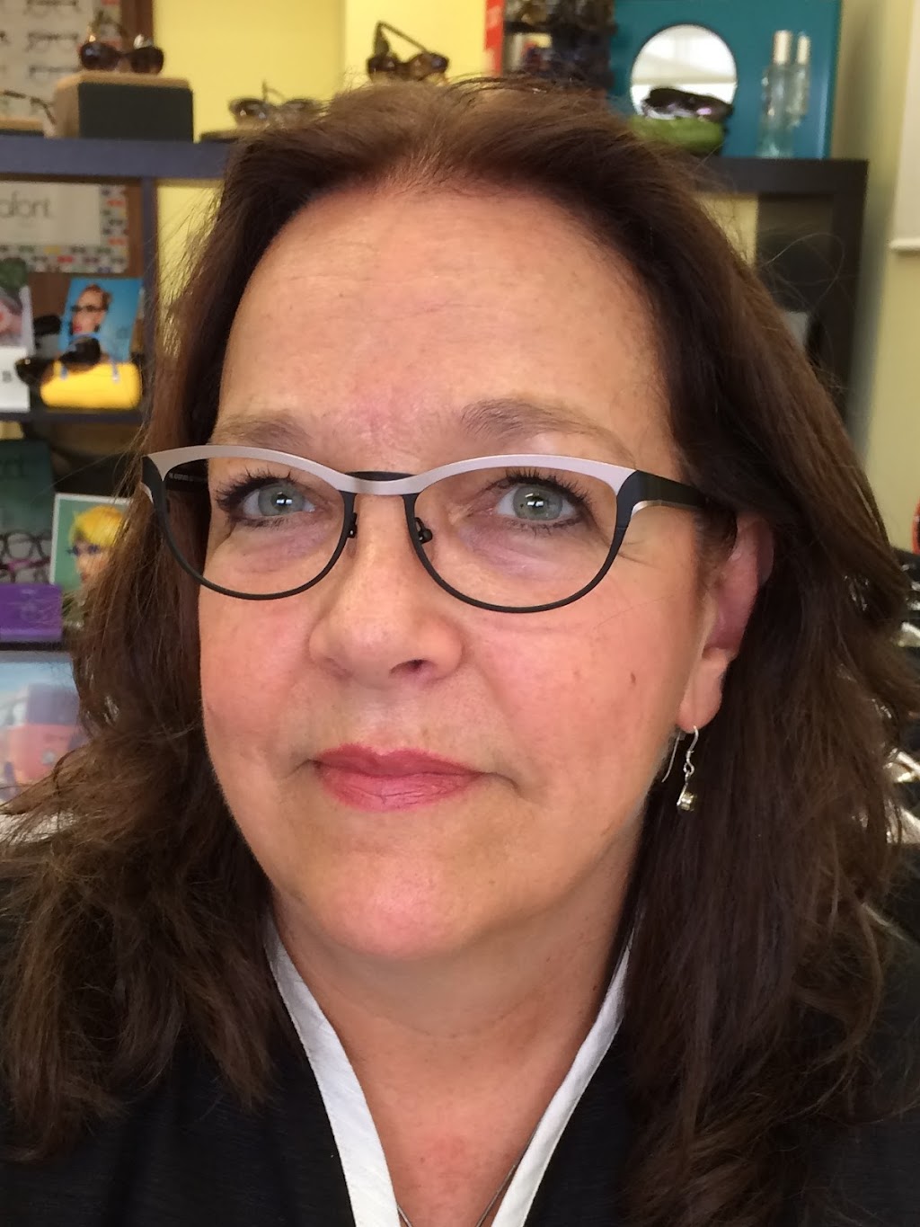 Notaries in Sooke (Cheryl Vavra, Notary Public) | Box 730, 6726 W Coast Rd Unit#1, Sooke, BC V9Z 1H7, Canada | Phone: (250) 642-3318