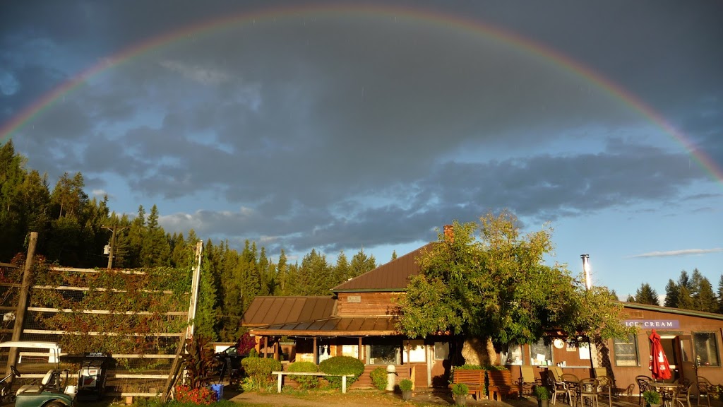 Cherryville RV Golf and Roadhouse Cafe | 1361 BC-6, Cherryville, BC V0E 2G1, Canada | Phone: (250) 547-9660