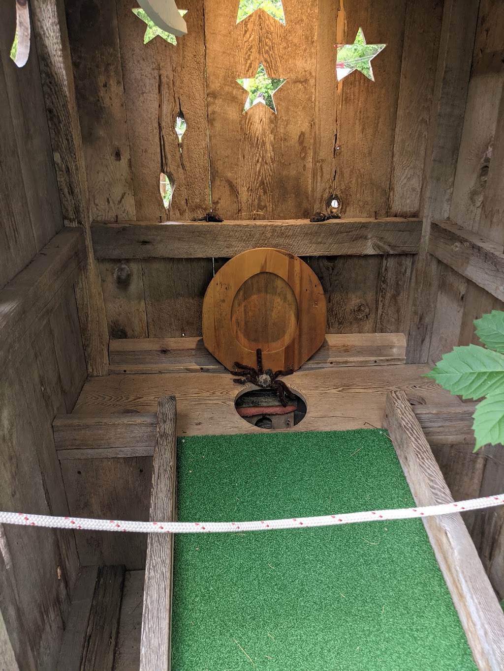 Putterama Mini Golf | 203 3rd Ave S, Sauble Beach, ON N0H 2G0, Canada | Phone: (519) 831-8364
