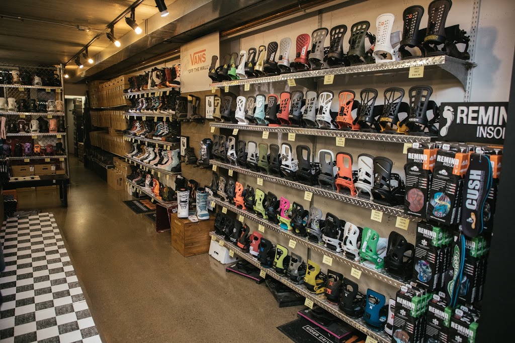 Sanction Skate & Snow | 330 Steeles Ave W unit a1, Thornhill, ON L4J 6W9, Canada | Phone: (905) 738-8644