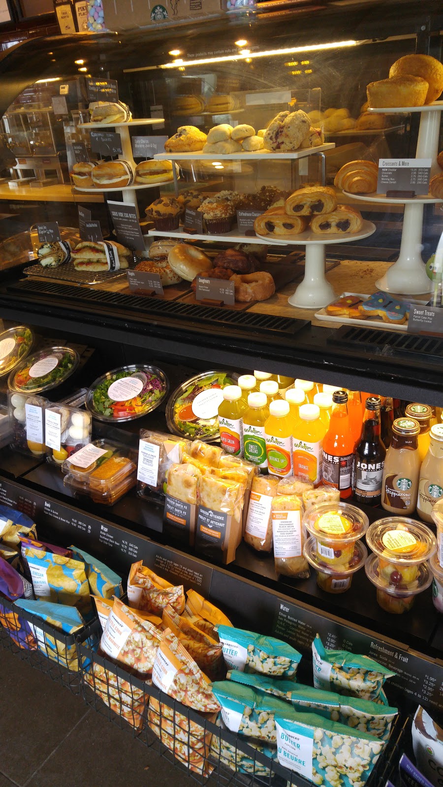 Starbucks | 420 Vansickle Rd F3, St. Catharines, ON L2R 6P9, Canada | Phone: (905) 641-9393