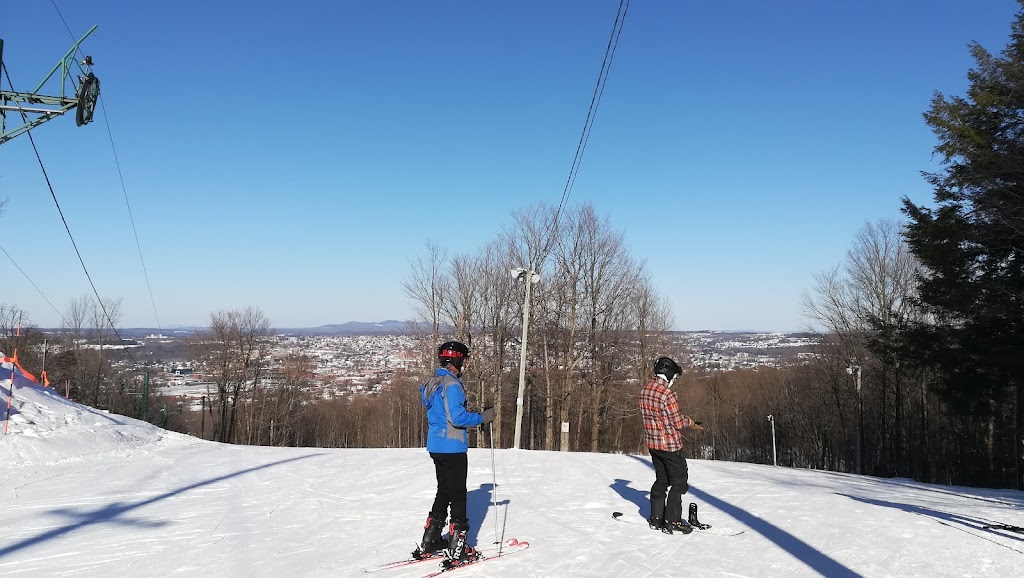 Mont-Bellevue Park | 1440 Rue Brébeuf, Sherbrooke, QC J1H 3G2, Canada | Phone: (819) 821-4559