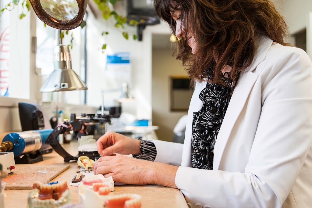 Central Park Denture Clinic | 1711 Cook St, Victoria, BC V8T 3P2, Canada | Phone: (250) 388-4100