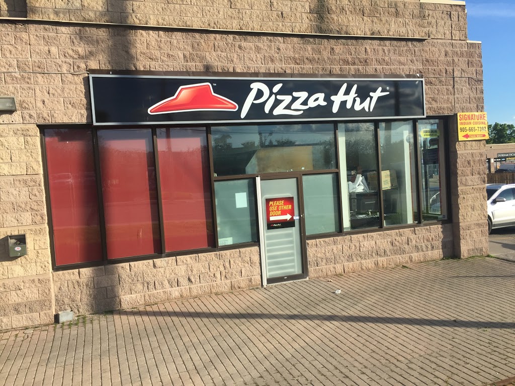 Pizza Hut | 1121 Dundas St E, Whitby, ON L1N 2K4, Canada | Phone: (905) 430-5725