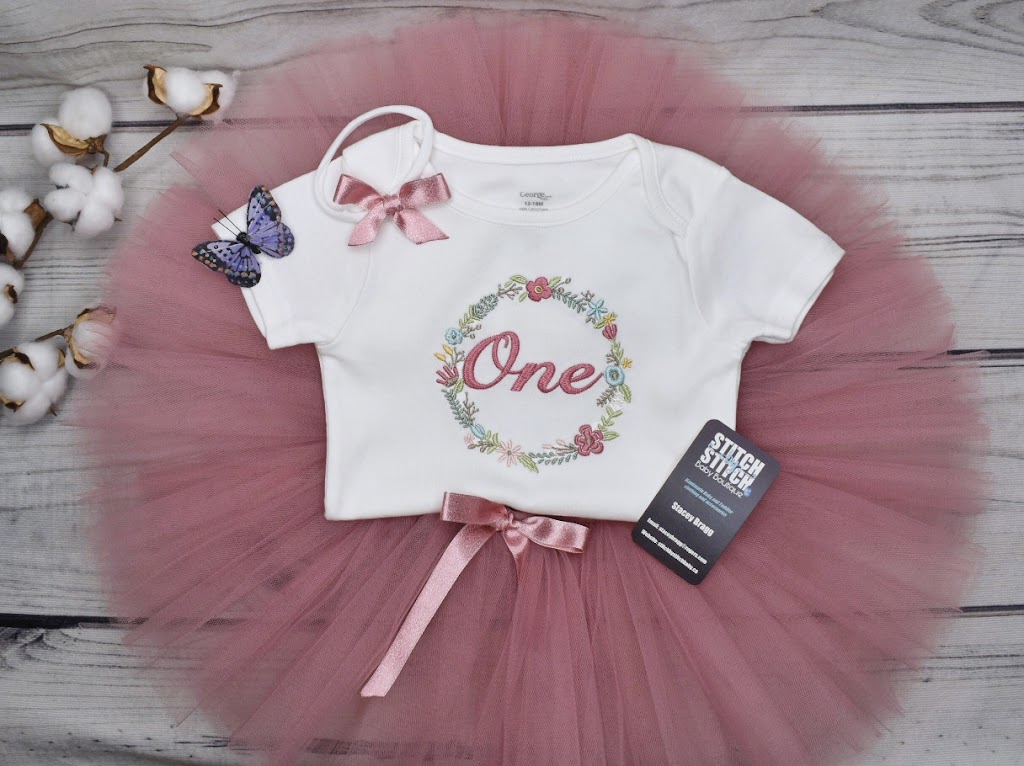 Stitch by stitch baby boutique | 3270 Raleigh Cres, London, ON N6P 0E4, Canada | Phone: (519) 532-9778