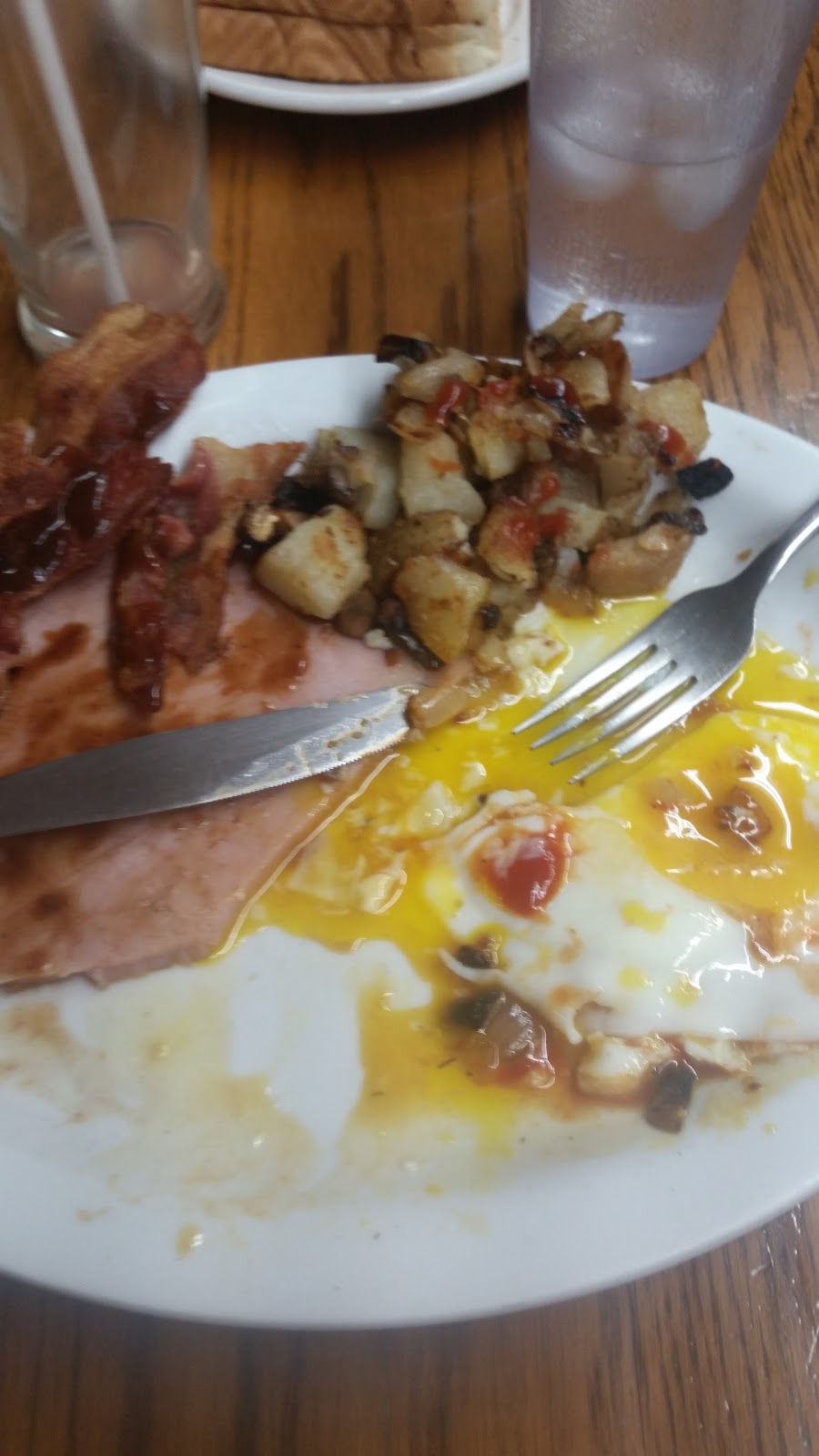 Sunrise Cafe | 136 Bunting Rd, St. Catharines, ON L2P 3G5, Canada | Phone: (905) 685-1100