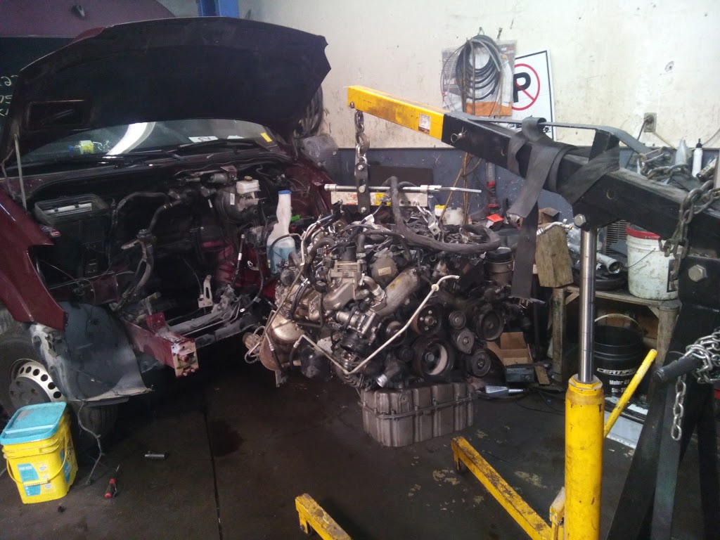 Norseman Auto Repair | car repair | 220 Norseman St, Etobicoke, ON M8Z 2R4, Canada | 9055377646 OR +1 905-537-7646