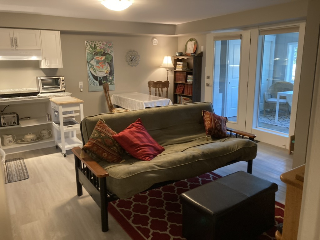 Arbutus Rise Guest Suite | 1588 Arbutus Ave, Comox, BC V9M 2T6, Canada | Phone: (250) 897-5674