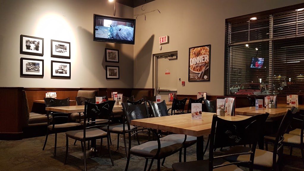 Boston Pizza | 50 Courtneypark Dr E, Mississauga, ON L5T 2Y3, Canada | Phone: (905) 565-6225