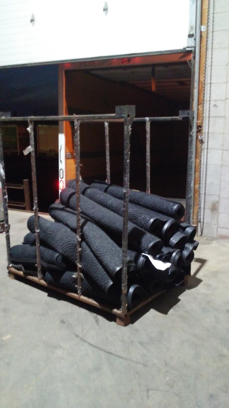Executive Mat Service | 115 28 St SE Unit 6, Calgary, AB T2A 5K4, Canada | Phone: (877) 720-6287