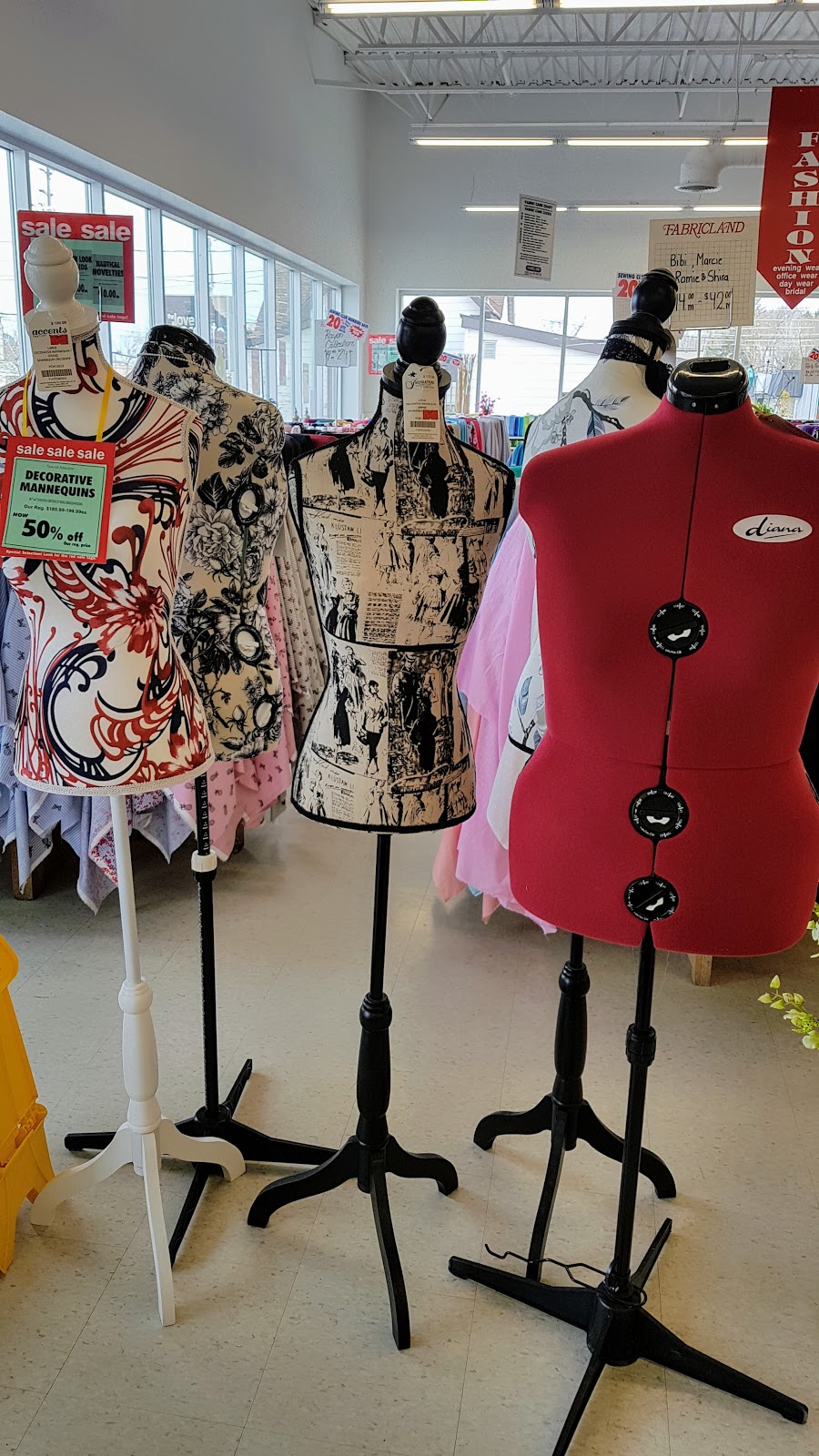 Fabricland - Home Decor Centre | 2832 St Joseph Blvd, Orléans, ON K1C 1G7, Canada | Phone: (613) 841-6446