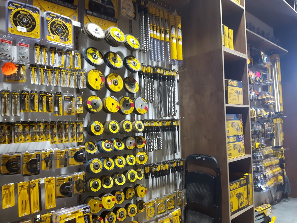 DMS INDUSTRIEL SAINT-JÉRÔME | 62 Rue Valmont, Saint-Jérôme, QC J7Y 4Y2, Canada | Phone: (450) 431-7171