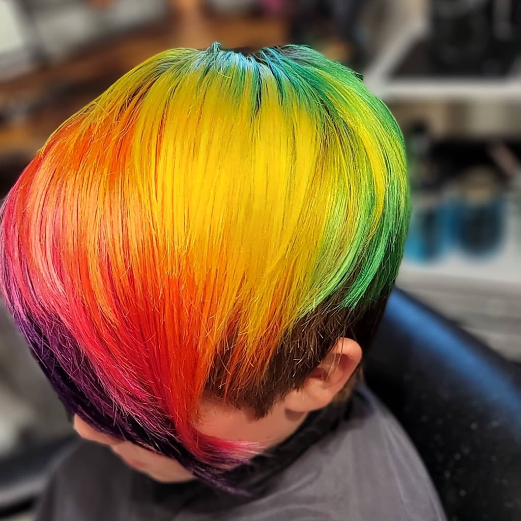 Addicted to Hair | 15 Ferry Rd, Selkirk, MB R1B 1A1, Canada | Phone: (204) 770-4802