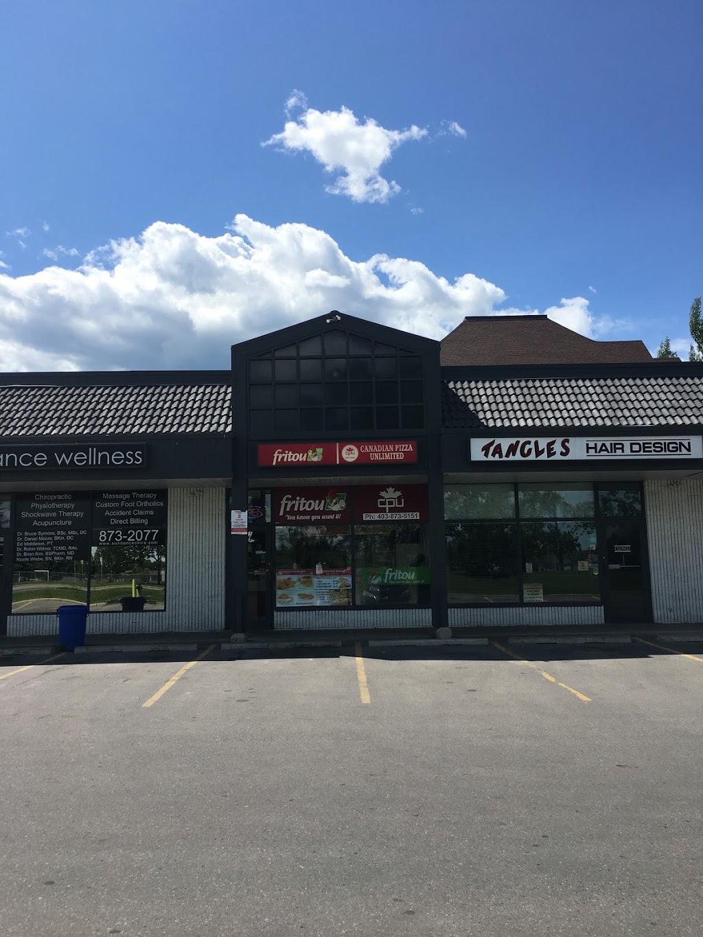 Canadian Pizza Unlimited & Fritou Chicken | 45 Sunmills Dr SE, Calgary, AB T2X 2G6, Canada | Phone: (403) 873-5151