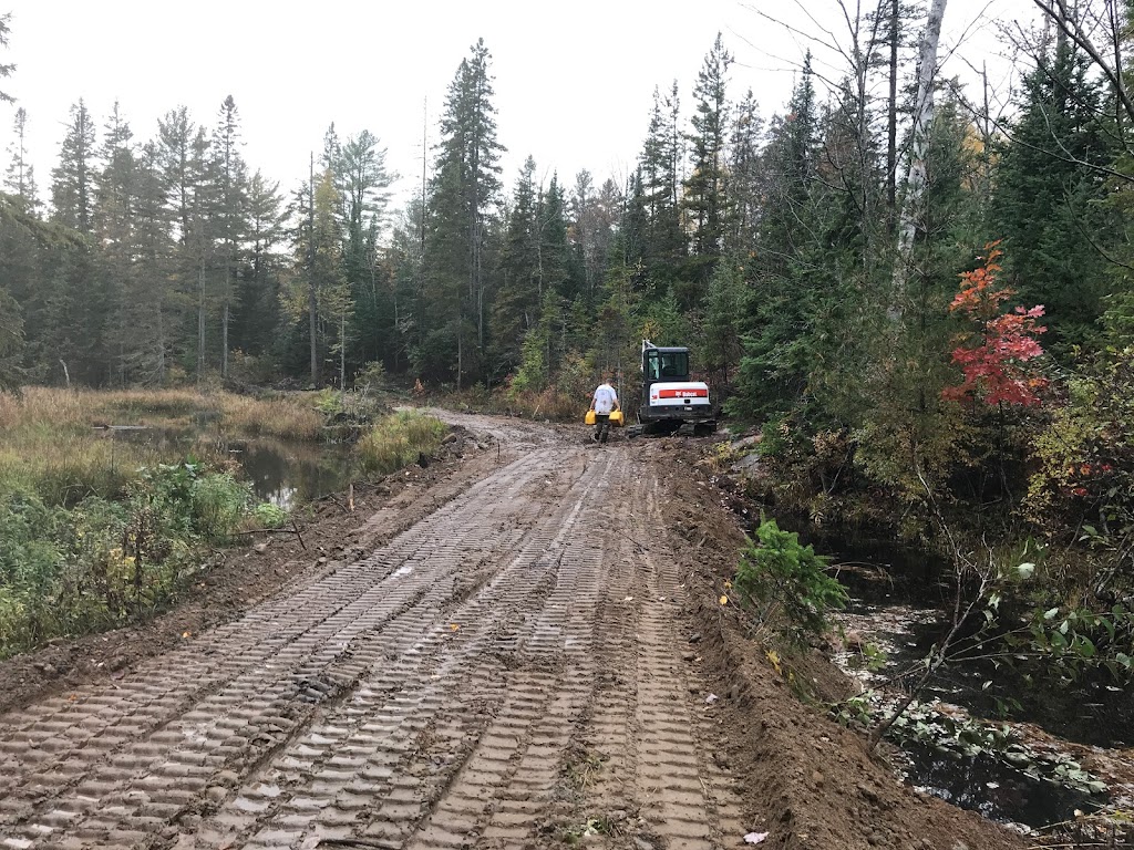 Happy Trails Construction | 2783 Contau Lake Rd, Gooderham, ON K0M 1R0, Canada | Phone: (705) 455-2980