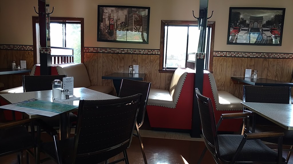 Motel Spring | 8520 Sainte-Anne Boul E, Château-Richer, QC G0A 1N0, Canada | Phone: (418) 824-4953