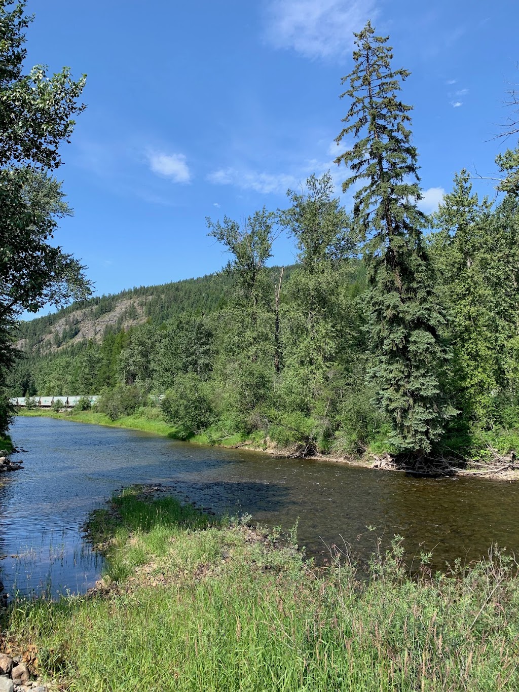 Hay U Ranch RV Resort | 9432 BC-3, Yahk, BC V0B 2P0, Canada | Phone: (250) 464-1111
