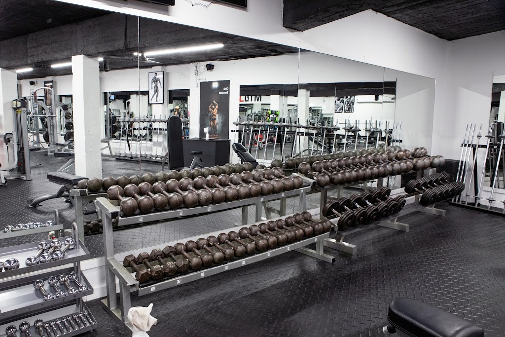 Epic Gym | Chambly | 615 Rue Sénécal, Chambly, QC J3L 1P1, Canada | Phone: (450) 447-5522