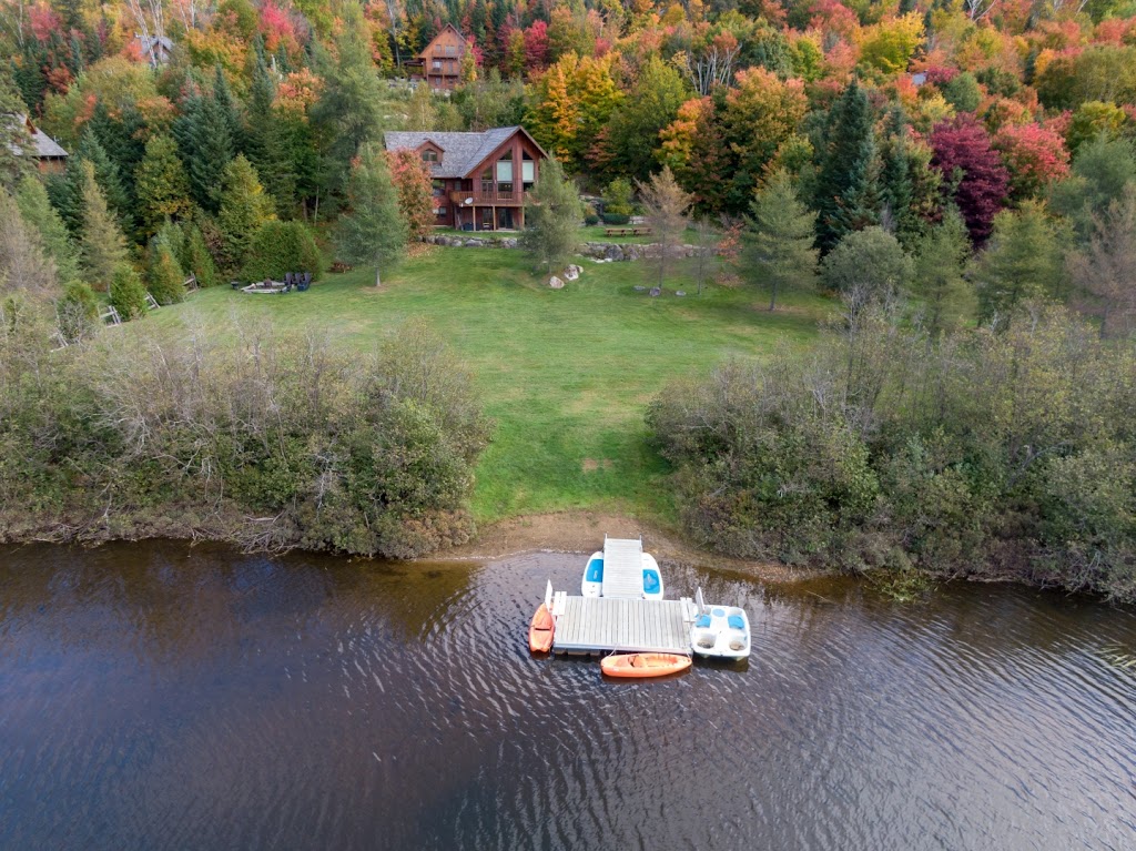 Chalet Le Prestigieux (Chalets charme et détente.com) | All. du 15, Les Laurentides, QC J0T 1J2, Canada | Phone: (514) 292-7378