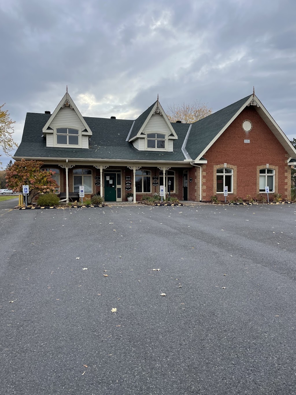 Hearing Clinic - Osgoode | 3192 Logan Farm Dr, Osgoode, ON K0A 2W0, Canada | Phone: (613) 215-1501