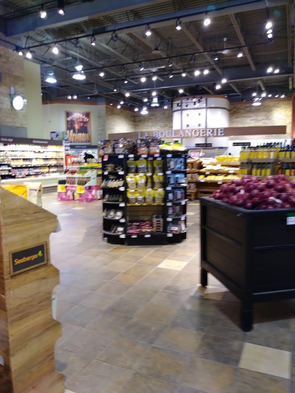 Metro Plus Plouffe King Est | 1175 Rue King E, Sherbrooke, QC J1G 1E6, Canada | Phone: (819) 346-2229