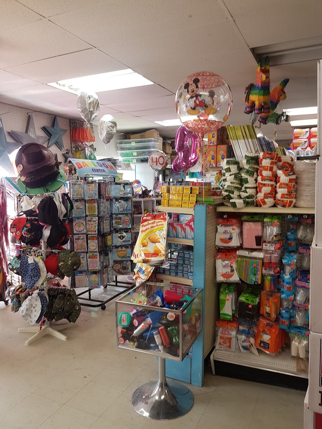 Bancroft Dollar Store Plus | 5 Snow Rd, Bancroft, ON K0L 1C0, Canada | Phone: (613) 332-3131