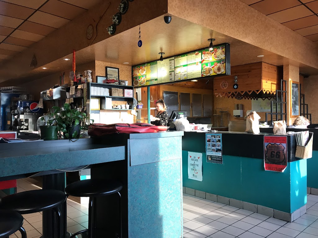 Pizzeria Fratelli | 725 Rue Principale, Granby, QC J2G 2Y6, Canada | Phone: (450) 375-7355