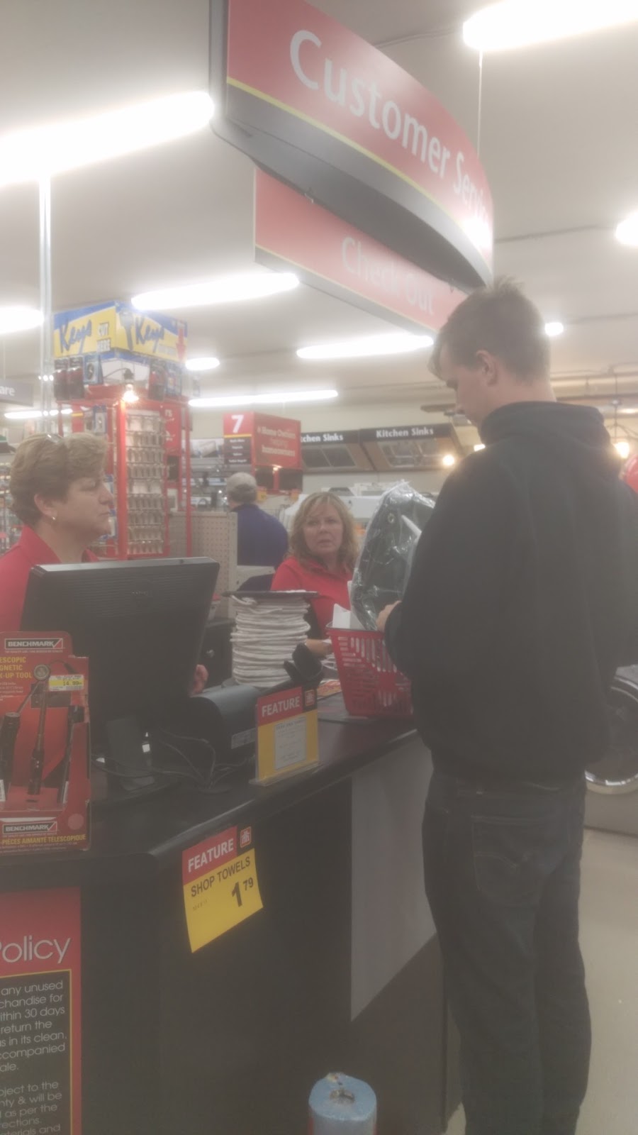 Ellis Home Hardware Building Centre | 20 Main St N, Milverton, ON N0K 1M0, Canada | Phone: (519) 595-8224