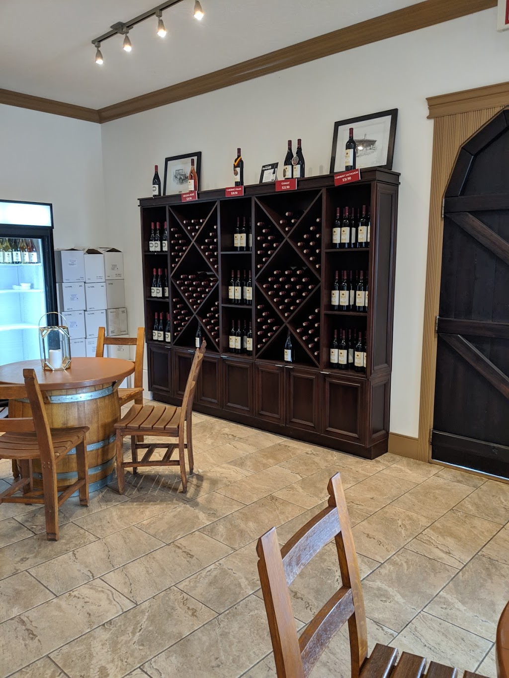 Desert Hills Estate Winery | 4078 Black Sage Rd, Oliver, BC V0H 1T0, Canada | Phone: (250) 498-6664