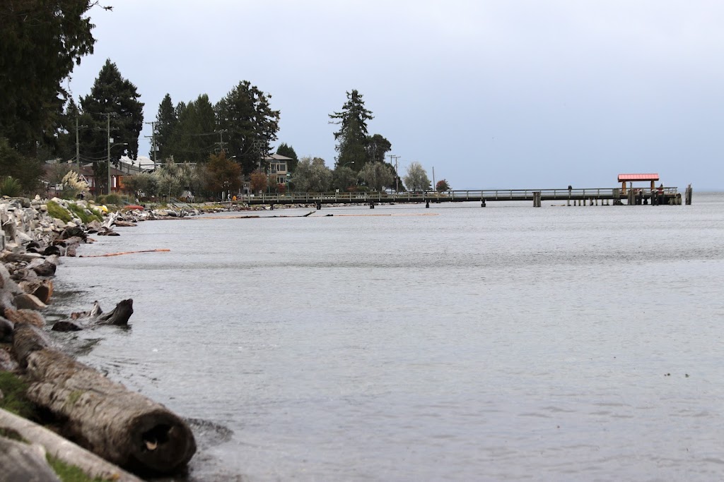 Davis Bay Park Public Dock | 4757 Sunshine Coast Hwy, Sechelt, BC V0N 3A2, Canada | Phone: (604) 885-1986