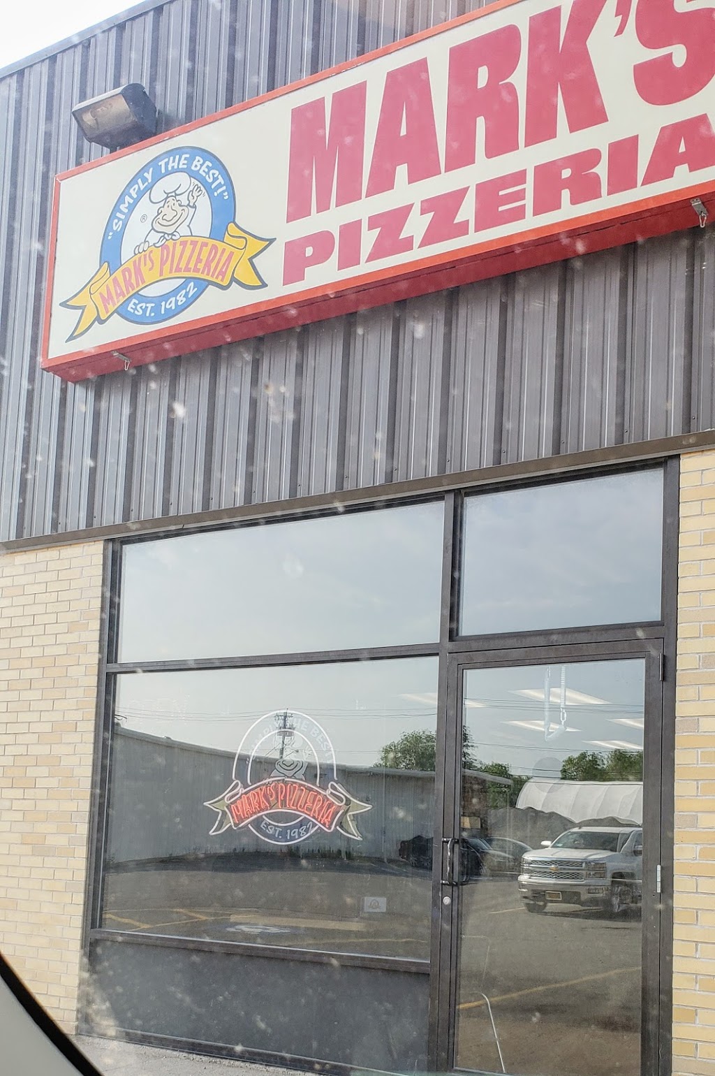 Marks Pizzeria | 6181 McKee St, Newfane, NY 14108, USA | Phone: (716) 778-5977