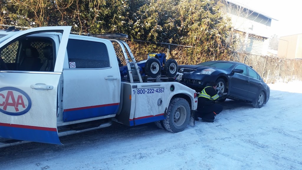 B&B Towing | 12403 County Rd 10, Stayner, ON L0M 1S0, Canada | Phone: (705) 428-6010