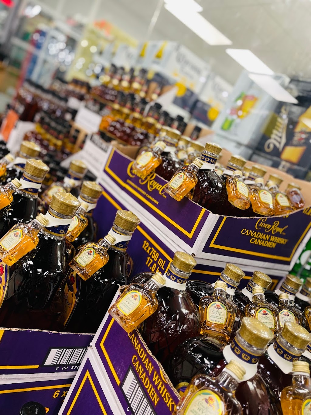 ACE Liquor Discounter Lethbridge | 20-2607 Scenic Dr N, Lethbridge, AB T1H 7G3, Canada | Phone: (403) 359-7313