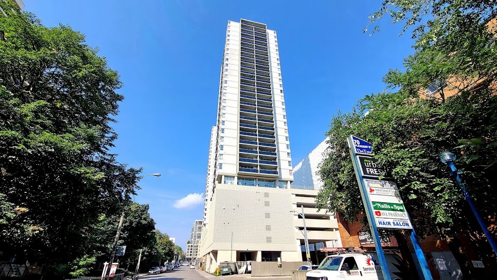 Commonwealth Towers - 40 & 60 Pleasant Blvd | 40 Pleasant Blvd, Toronto, ON M4T 1J9, Canada | Phone: (416) 923-2518