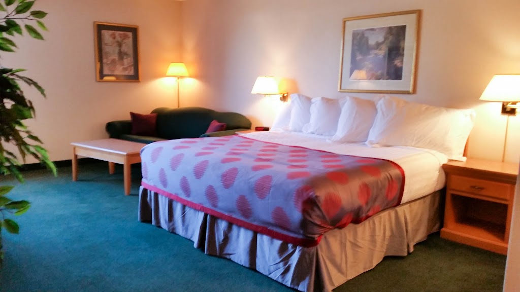 Tamarack Motor Inn | 4904 45 St, Rocky Mountain House, AB T4T 1P2, Canada | Phone: (403) 845-5252