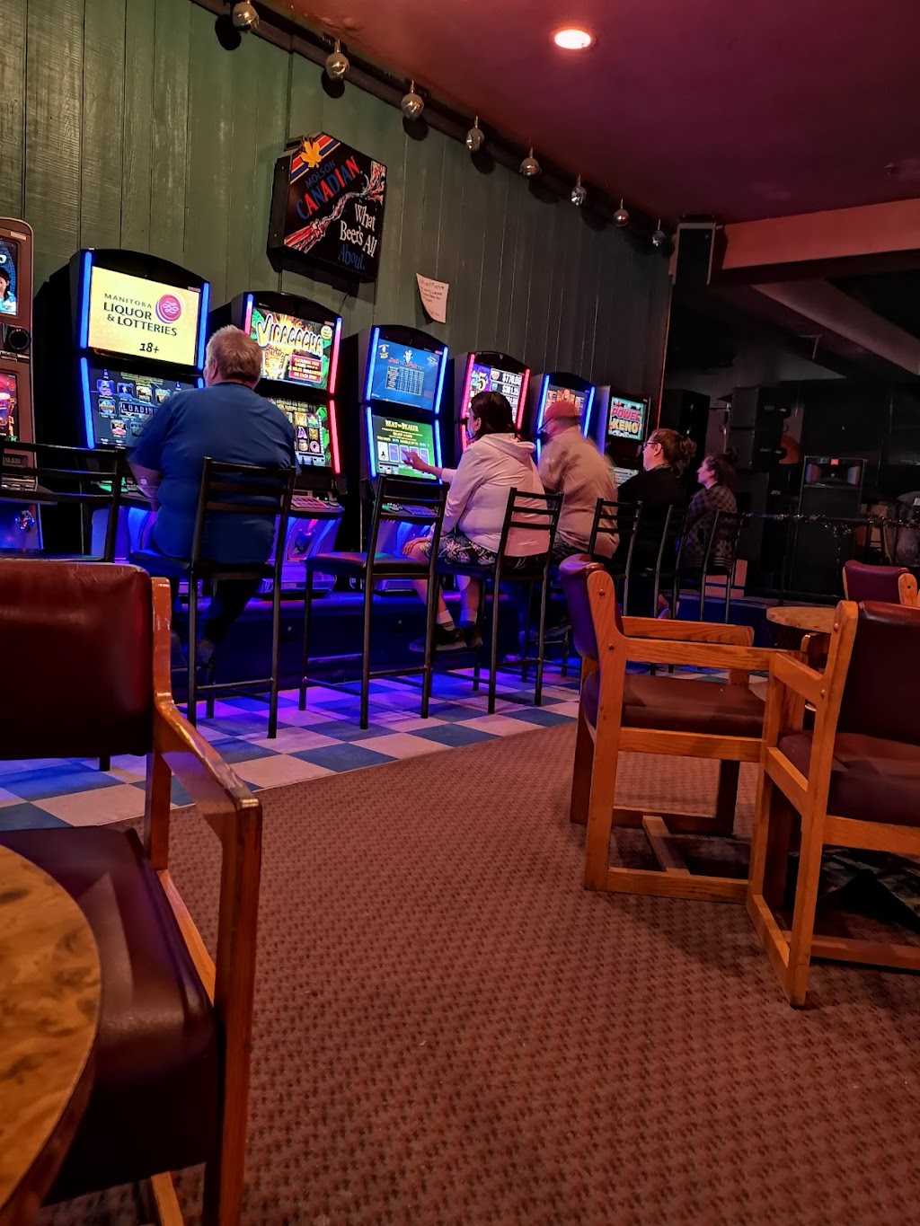 Sherbrook Inn | 685 Westminster Ave, Winnipeg, MB R3C 0Z4, Canada | Phone: (204) 786-5851